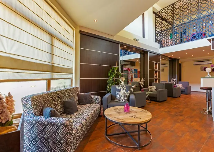 Julia 3* Święty Włas